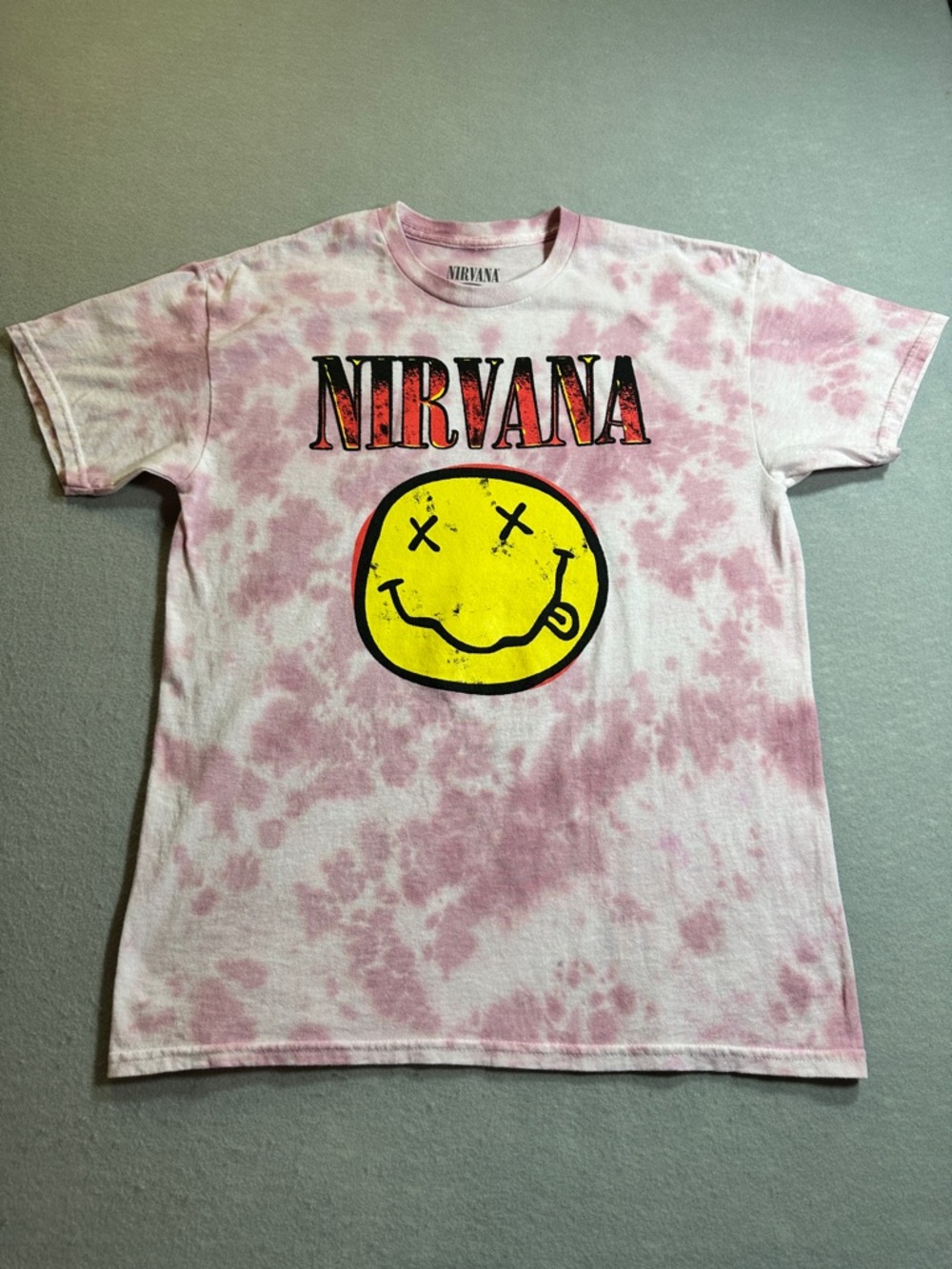 Nirvana Smiley Face‎ Band Tee Womens Medium Pink Tie Dye Graphic T-Shirt Grunge
